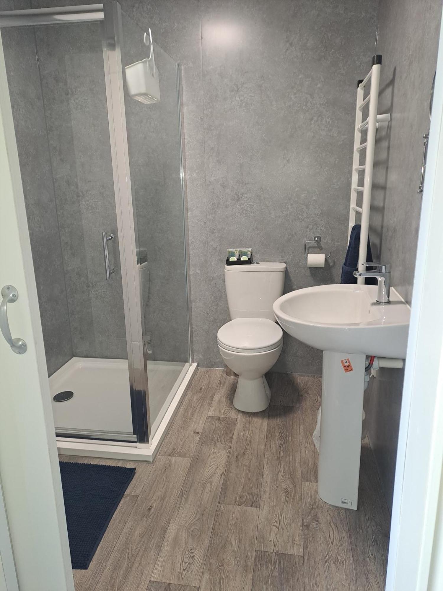 Hotel Celtic Minor Stables Swansea Zewnętrze zdjęcie